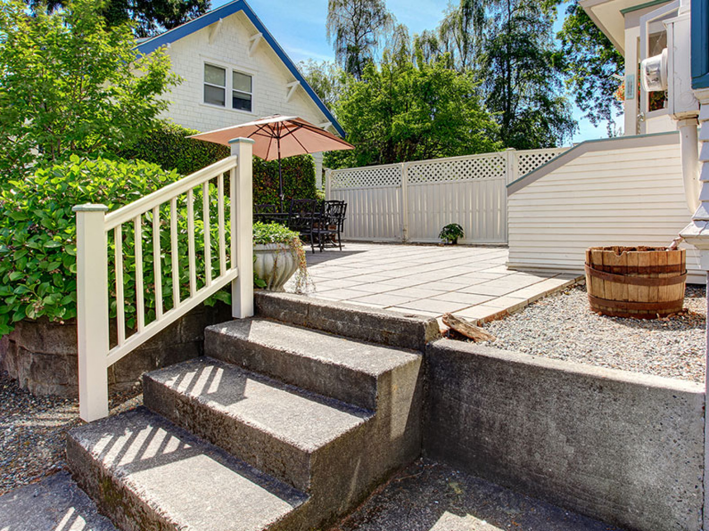 Patios, Walks & Steps L.S. Harding Concrete
