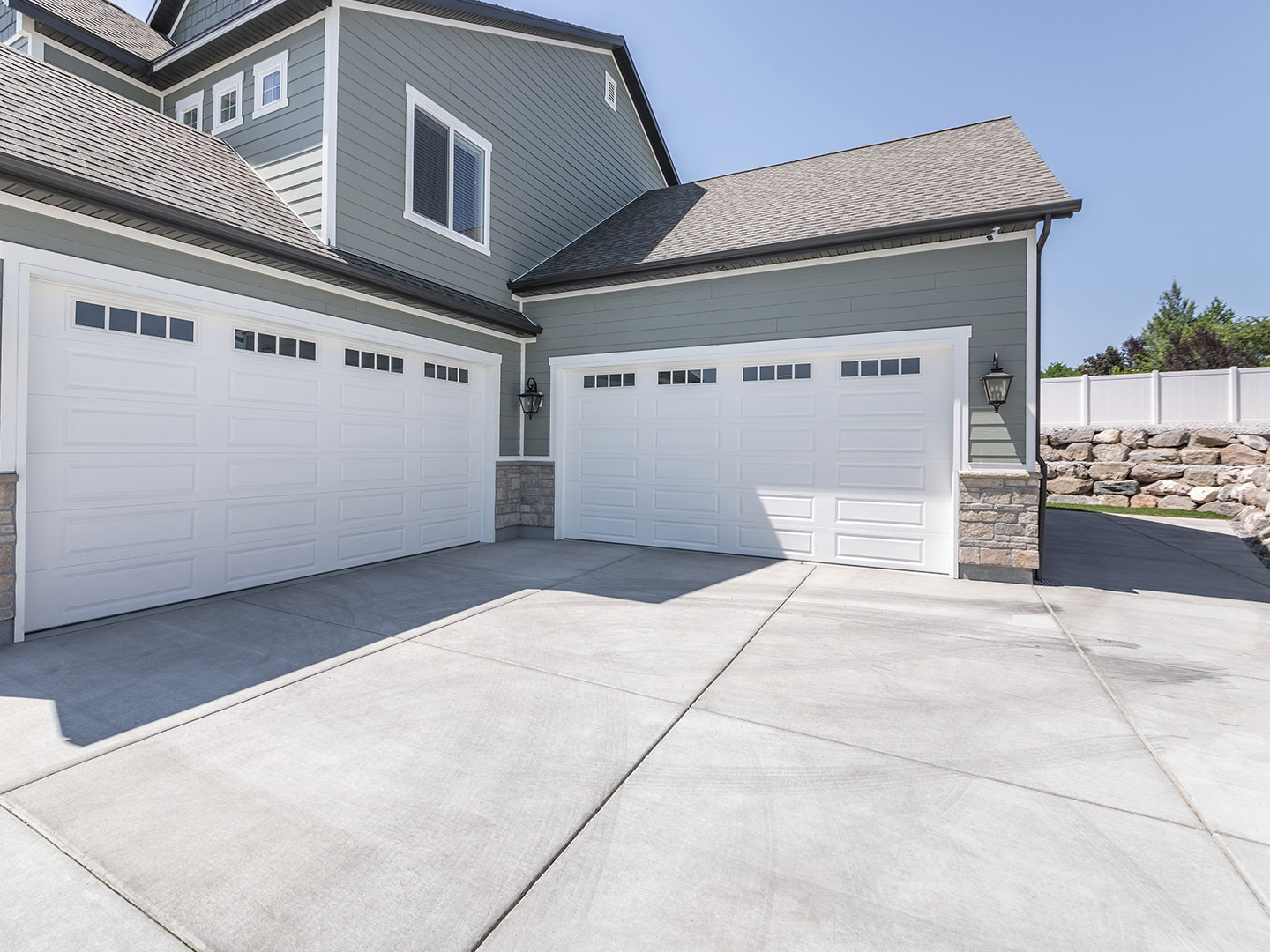 Driveways & Floors | L.S. Harding Concrete